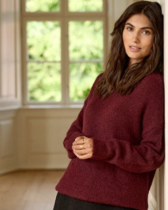 Stylish and versatile luxury knitwear