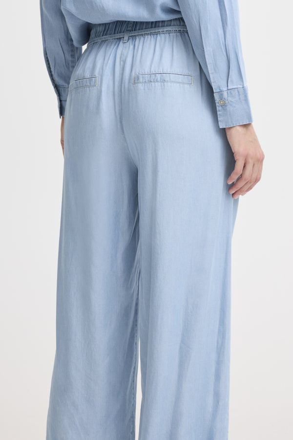 BY - Kosmo Crop Tencel Trousers - Light Blue Denim
