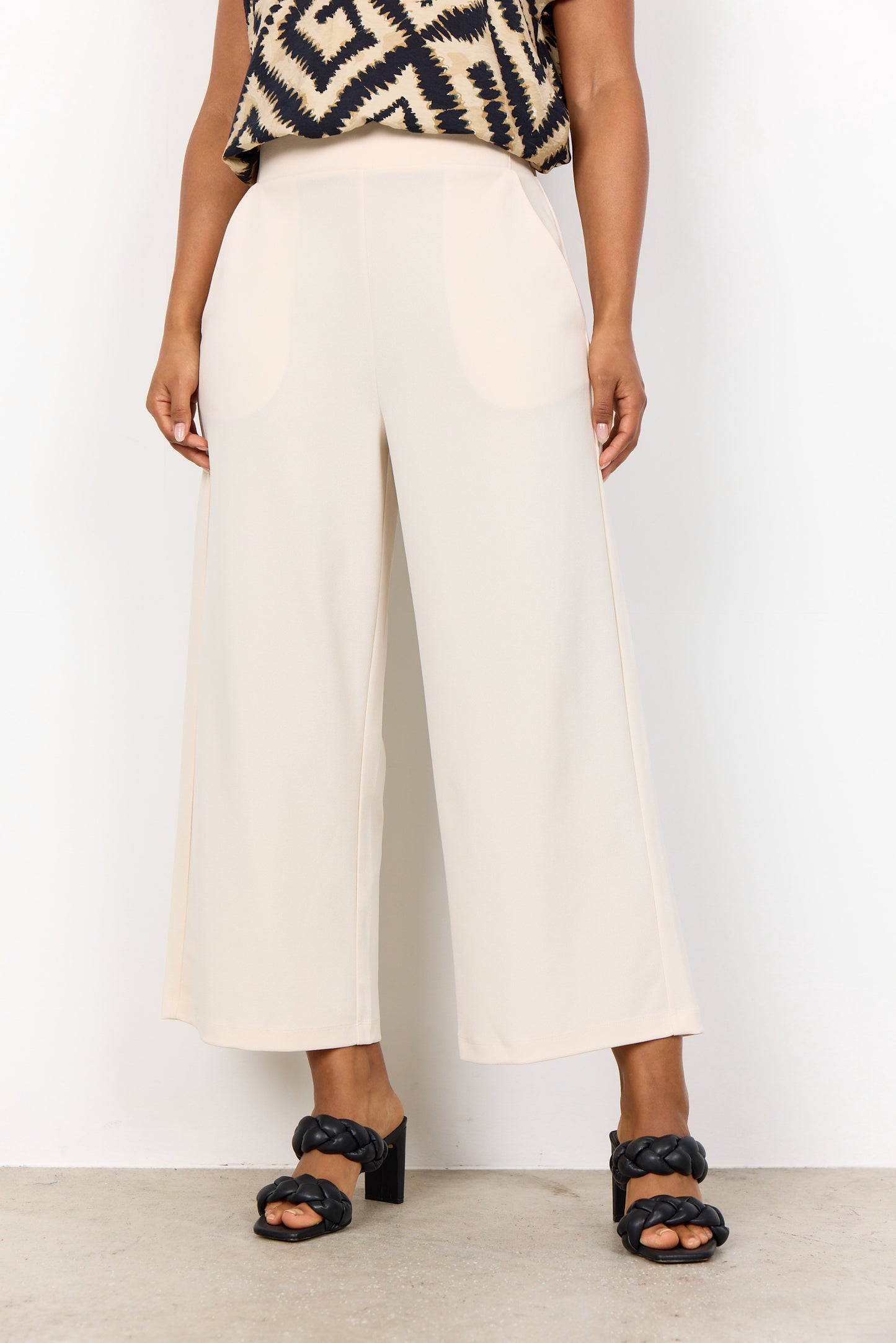 SC - Siham 36 Trousers - Cream
