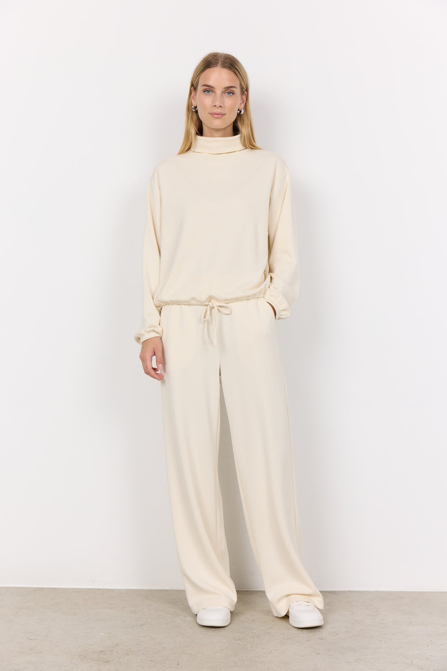 SC - Banu 203 Sweatshirt - Cream