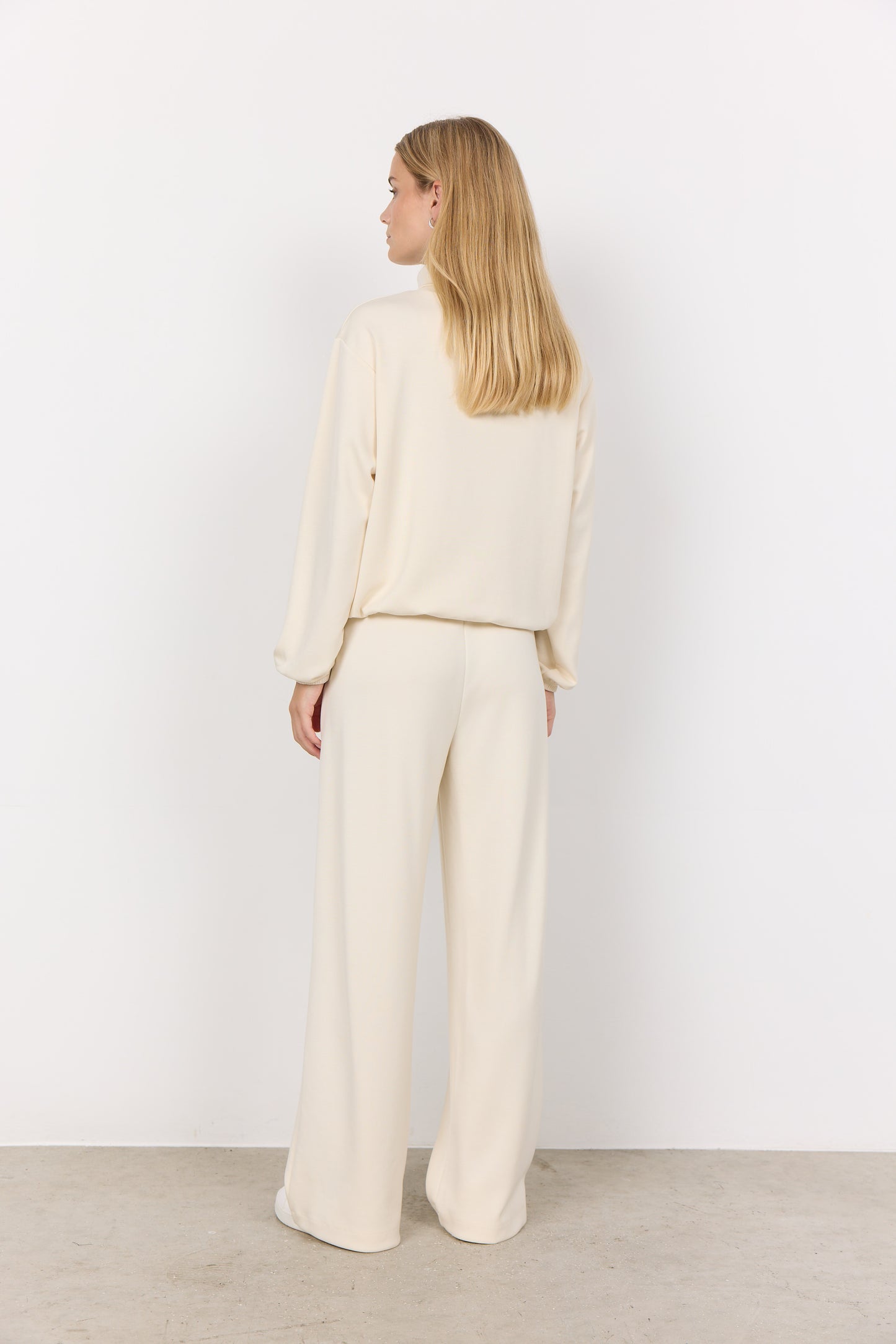 SC - Banu 203 Sweatshirt - Cream
