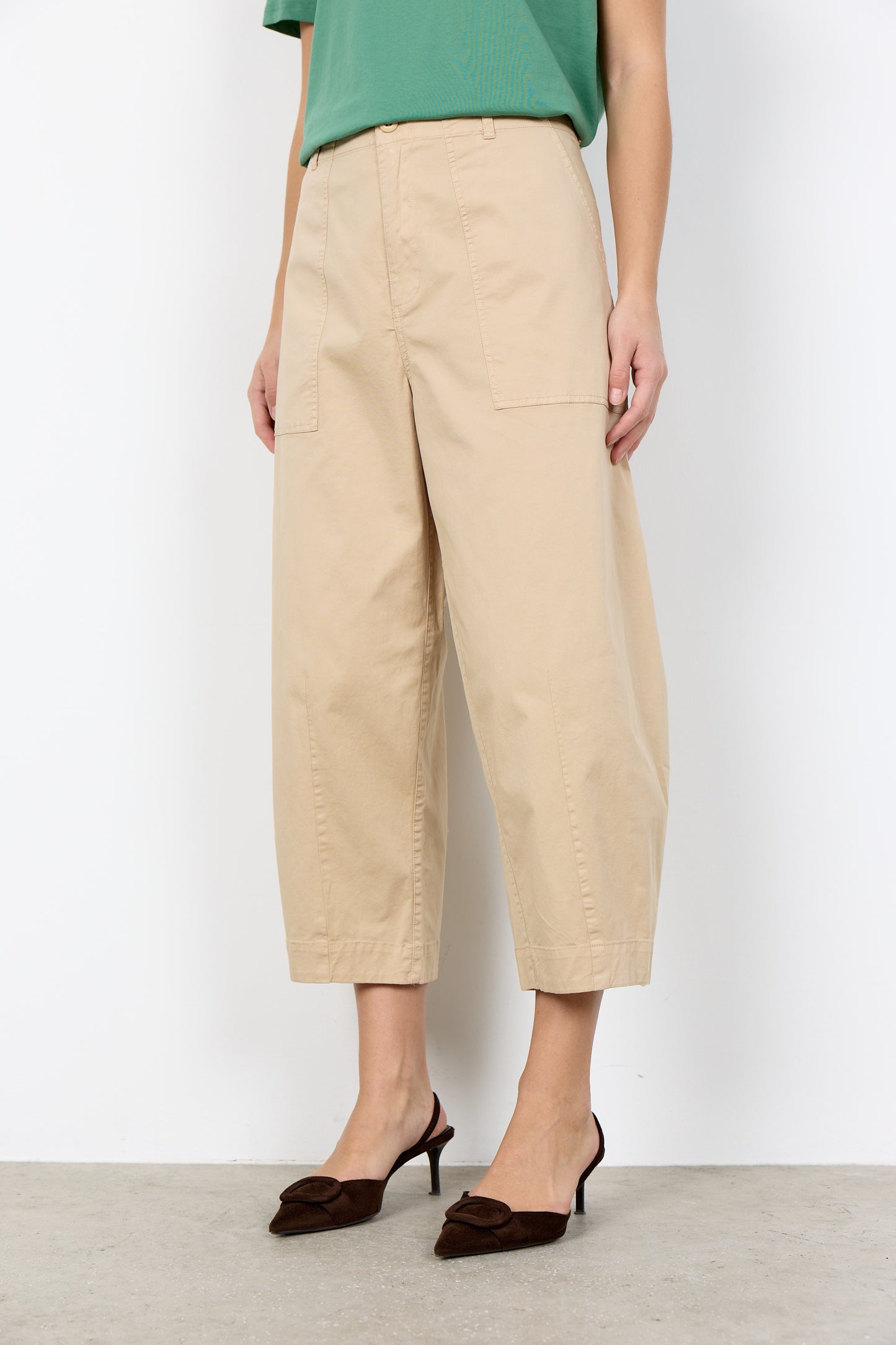 SC - Rovena 8-C  Barrel Trousers - Sand