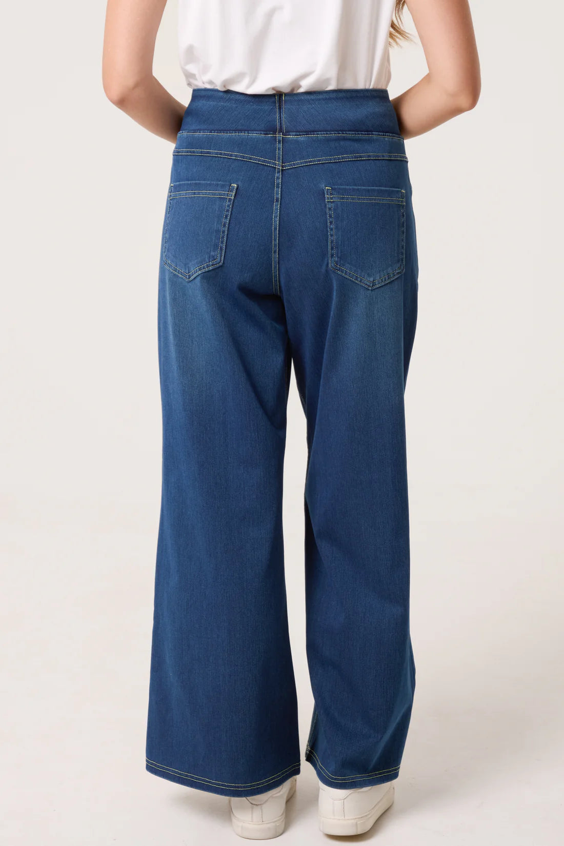 Wide-Leg Denim Jeans - Denim
